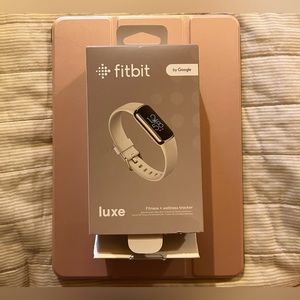 Fitbit Luxe